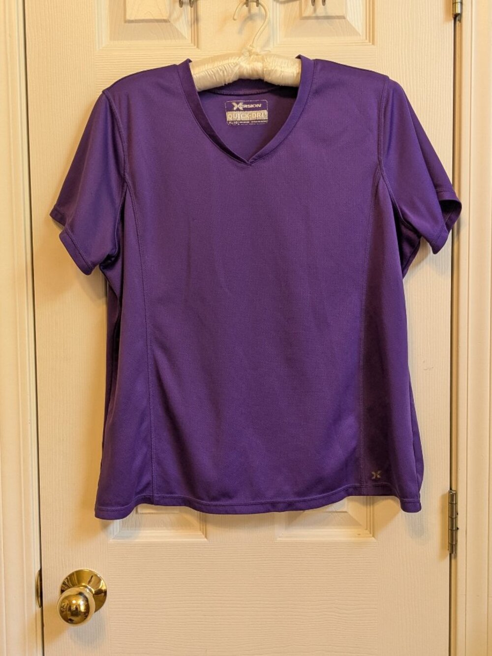Xersion Quick-Dri V-Neck Active Top